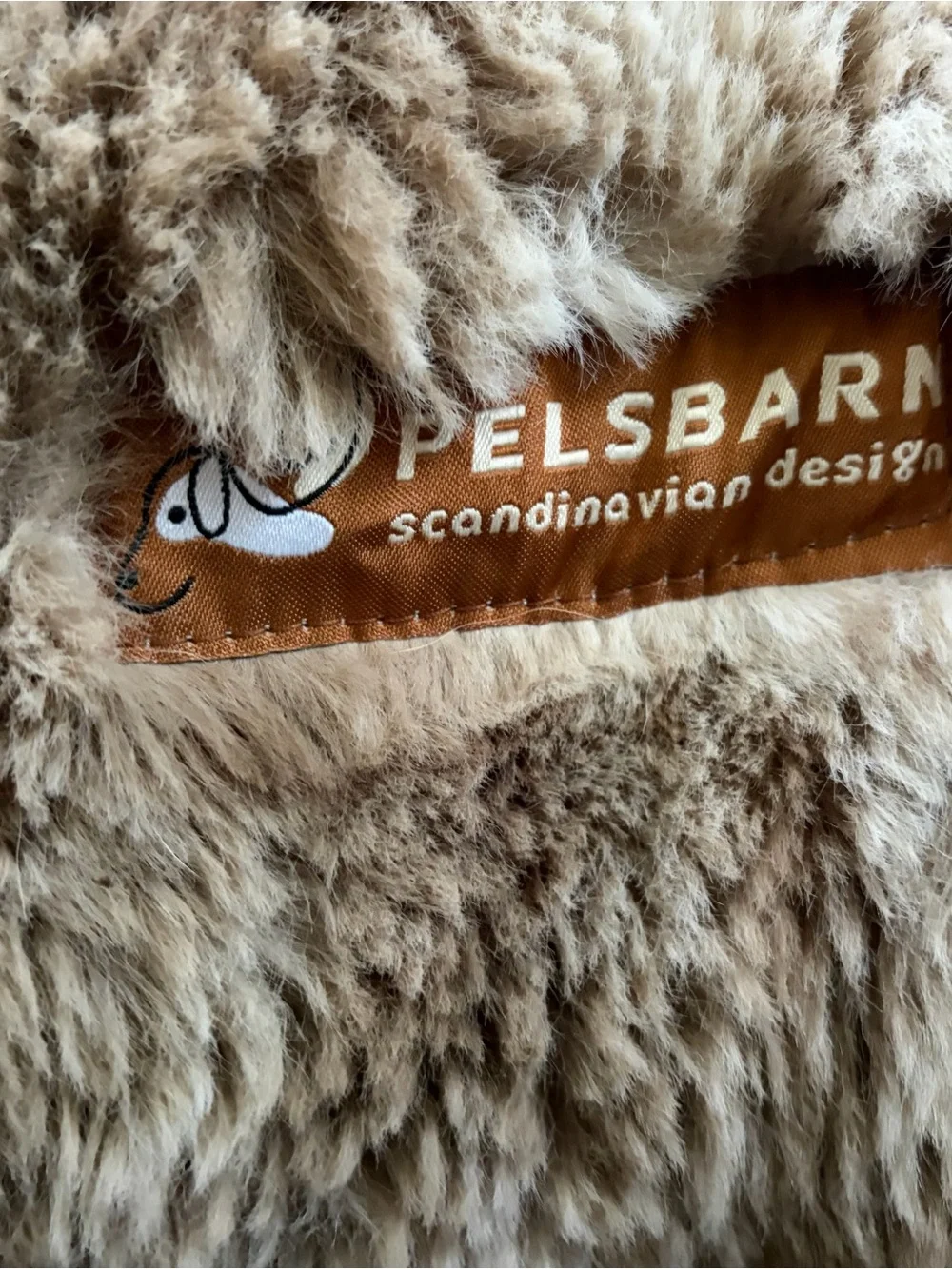 Luxurious Faux Fur pet Blanket/bed - Taupe Brown